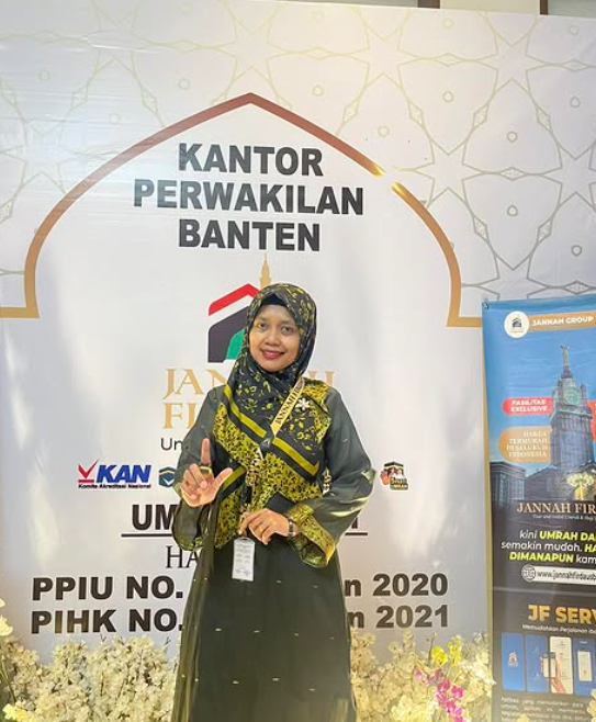 konsultan dan Tour leader BNSP PT Jannah Firdaus Tour Travel